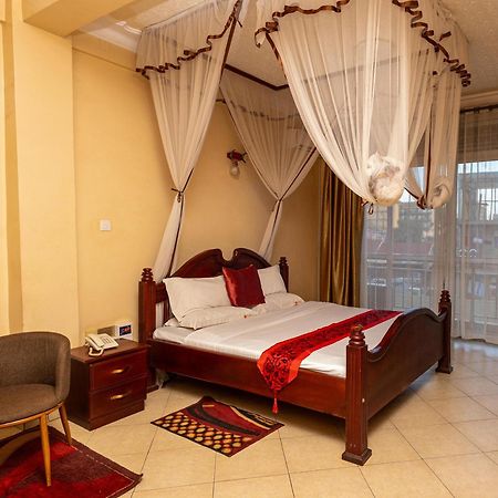 Ss Hotel Kampala Luaran gambar