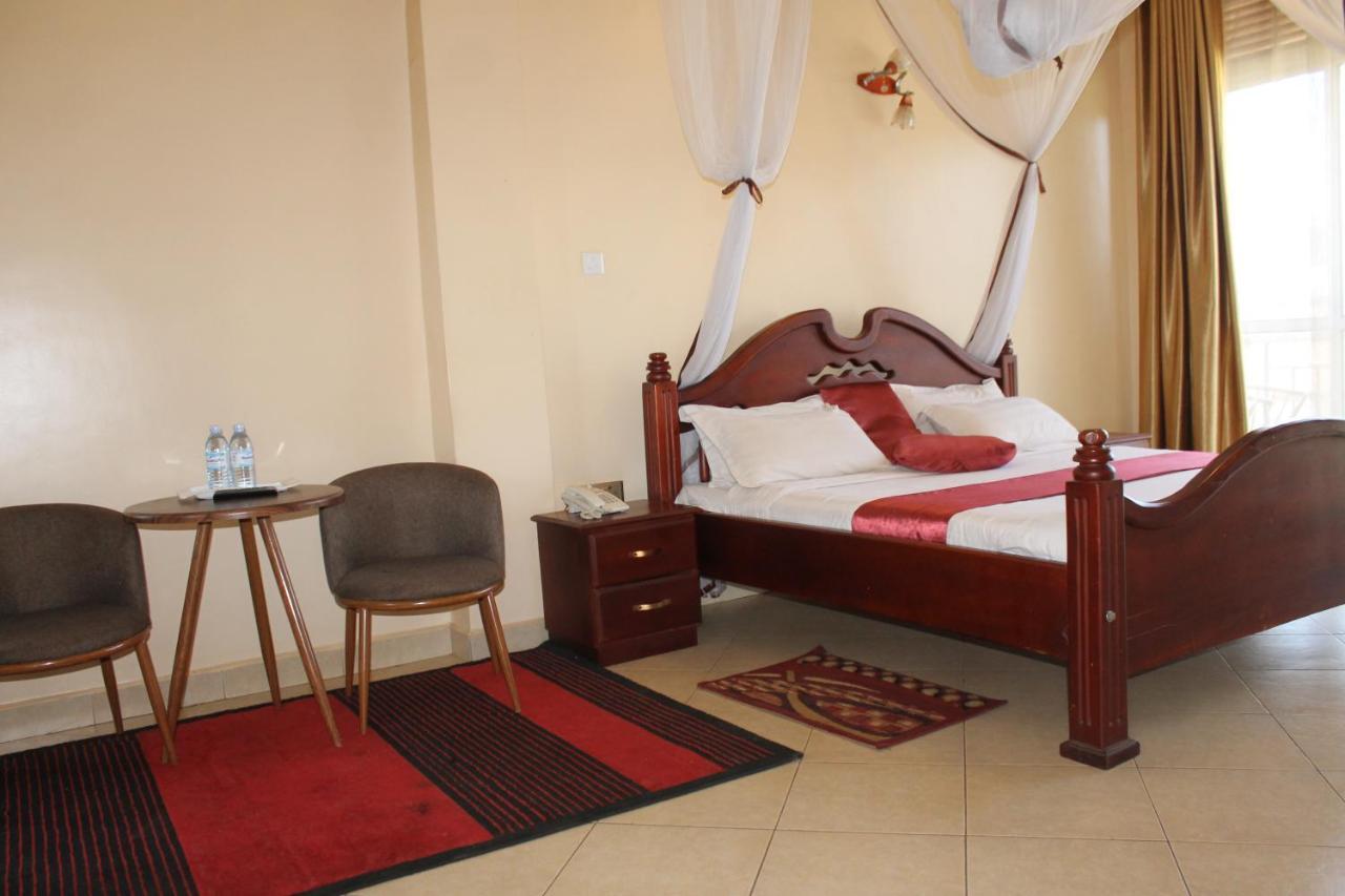 Ss Hotel Kampala Luaran gambar
