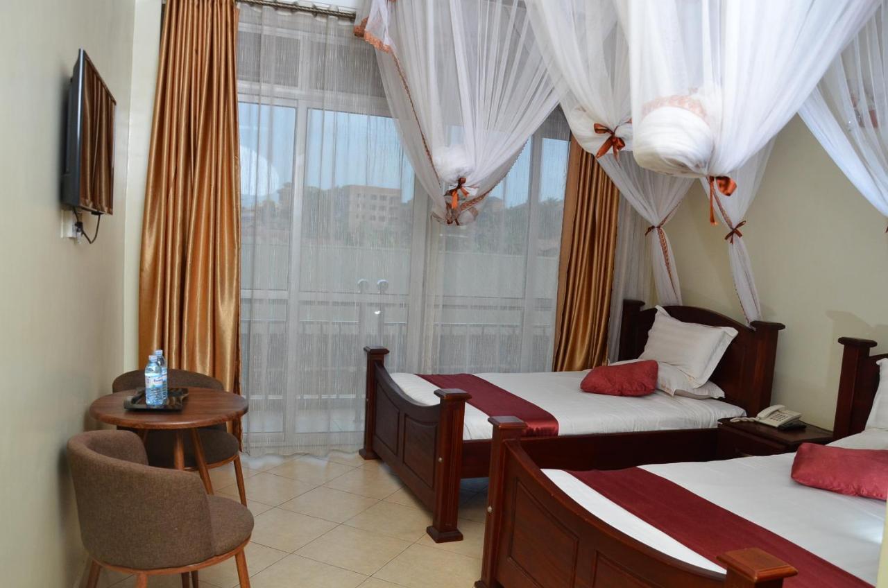 Ss Hotel Kampala Luaran gambar