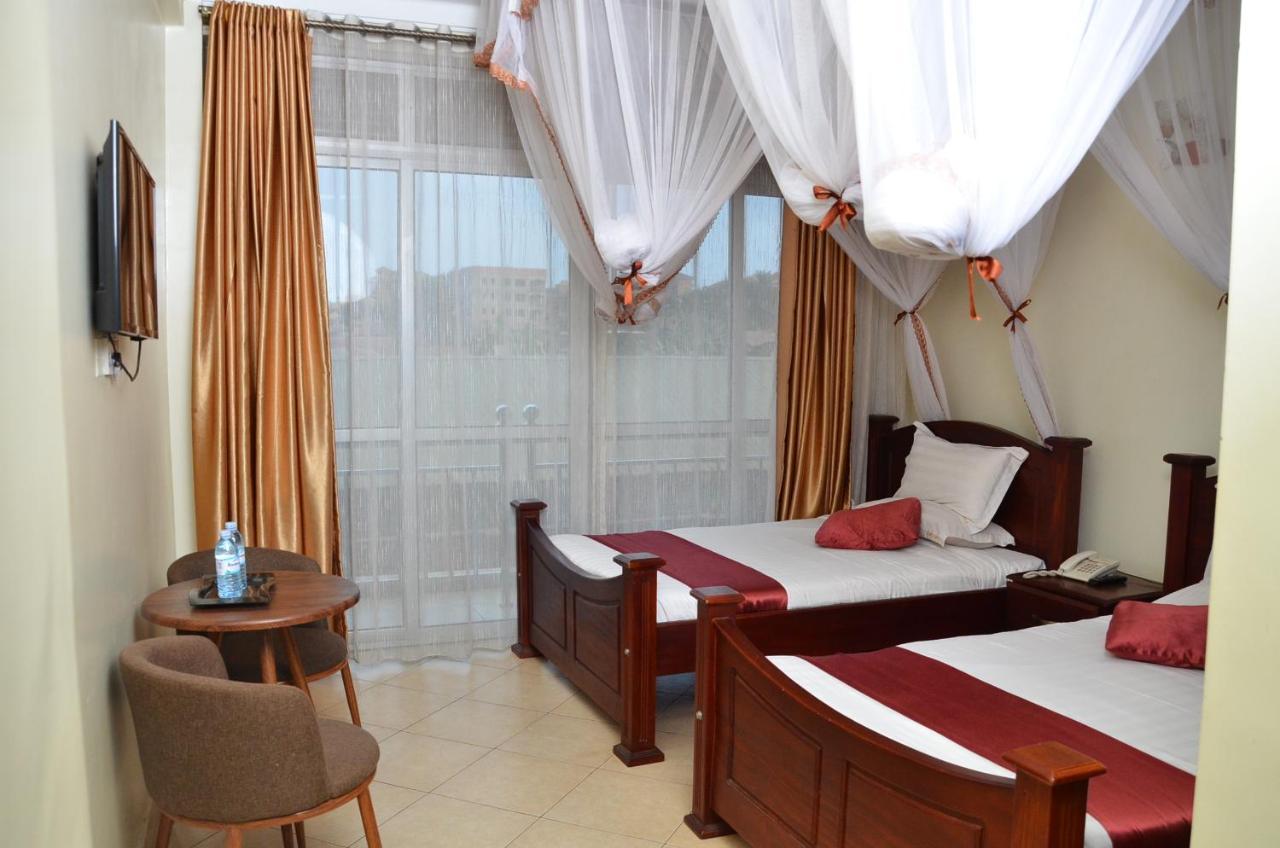 Ss Hotel Kampala Luaran gambar