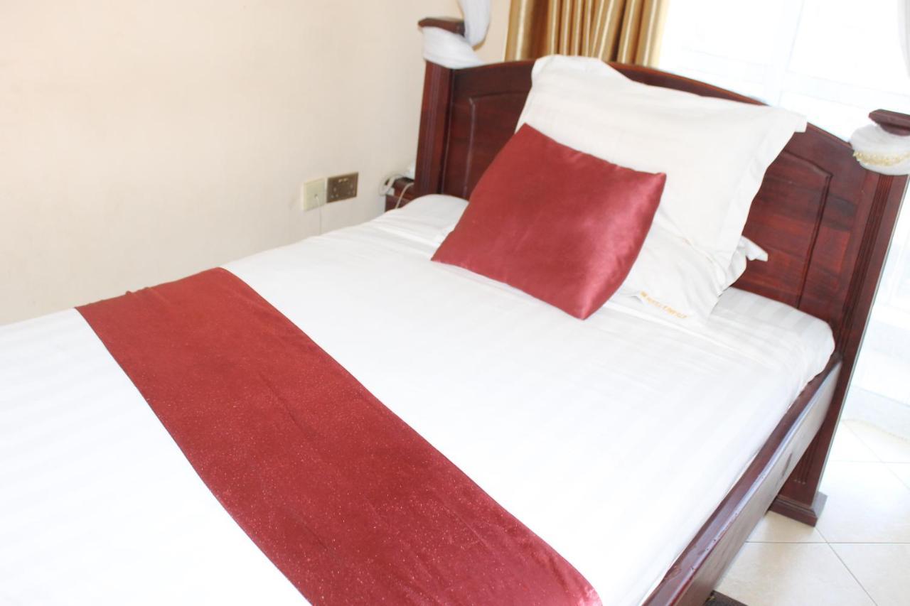 Ss Hotel Kampala Luaran gambar