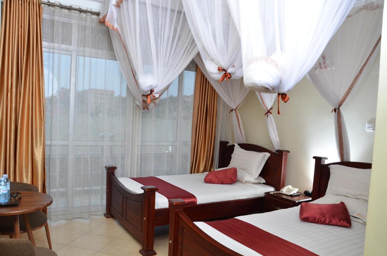 Ss Hotel Kampala Luaran gambar