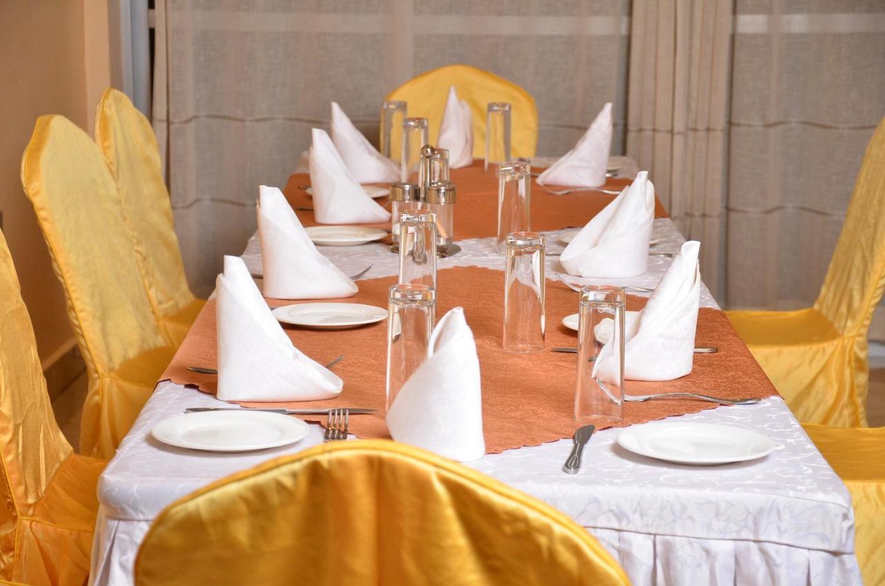 Ss Hotel Kampala Luaran gambar